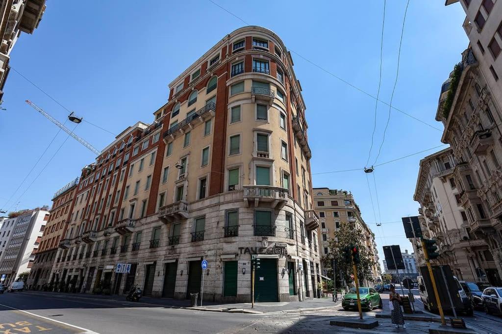 Duomo-San Babila-Tribunale Wifi-Netflix Милан Экстерьер фото